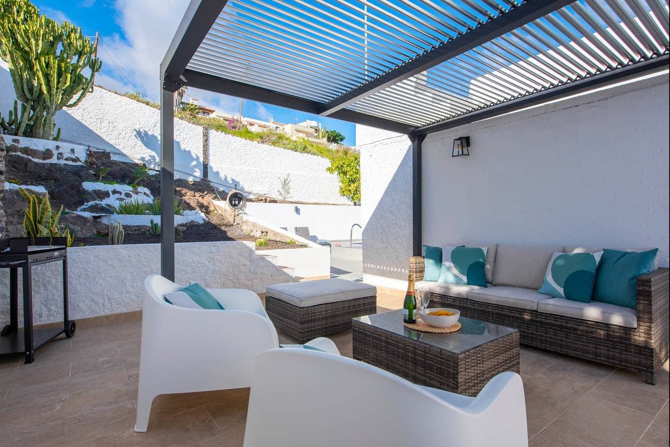 Foto 2 von 48: Ferienhaus für 6 Personen mit Terrasse