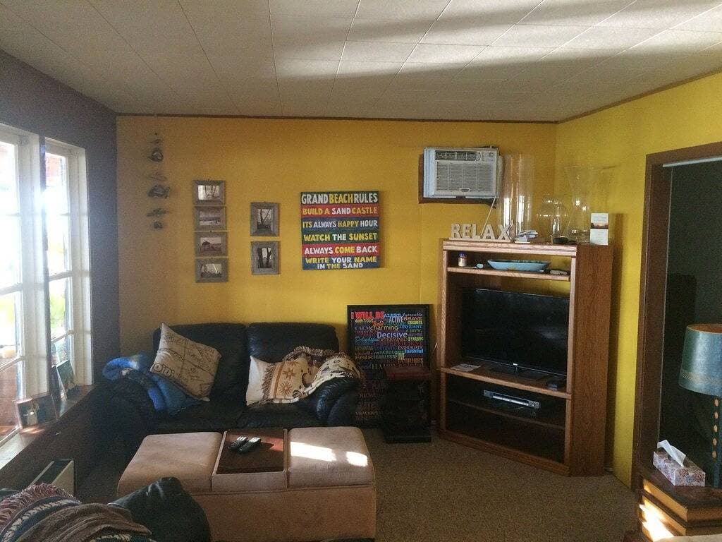 Foto 13 von 21: Grand Beach Lakefront Cabin