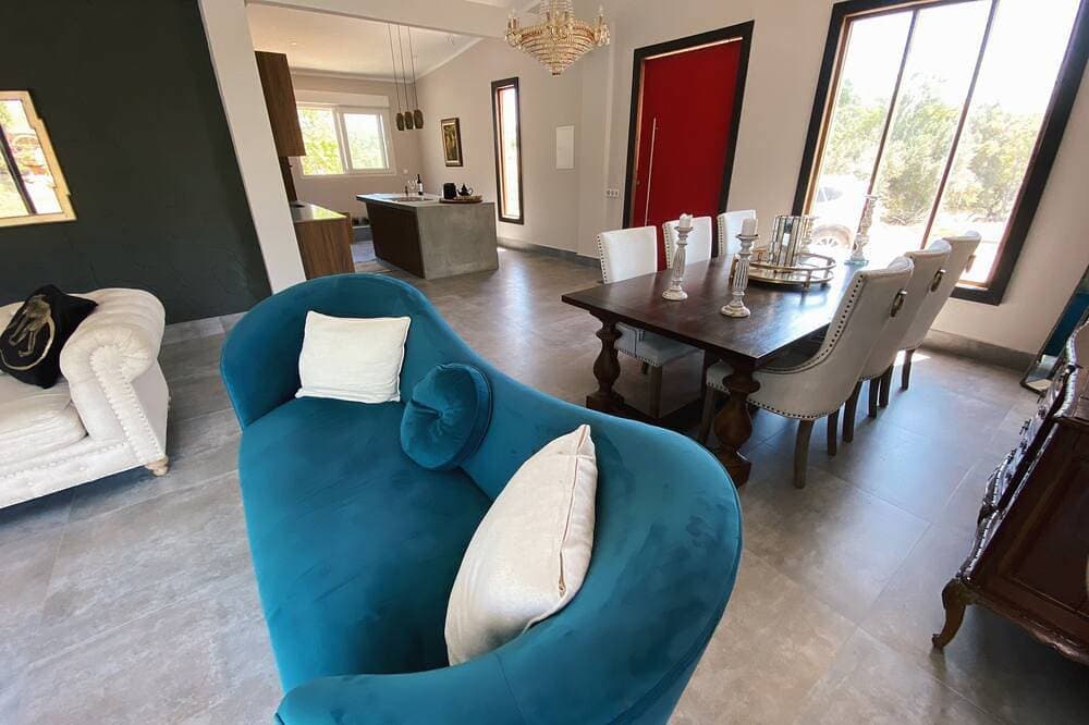 Foto 13 von 30: Enchanting villa with Swimming pool, 5br, 3,1/2 bath, 15 min. from Albufeira