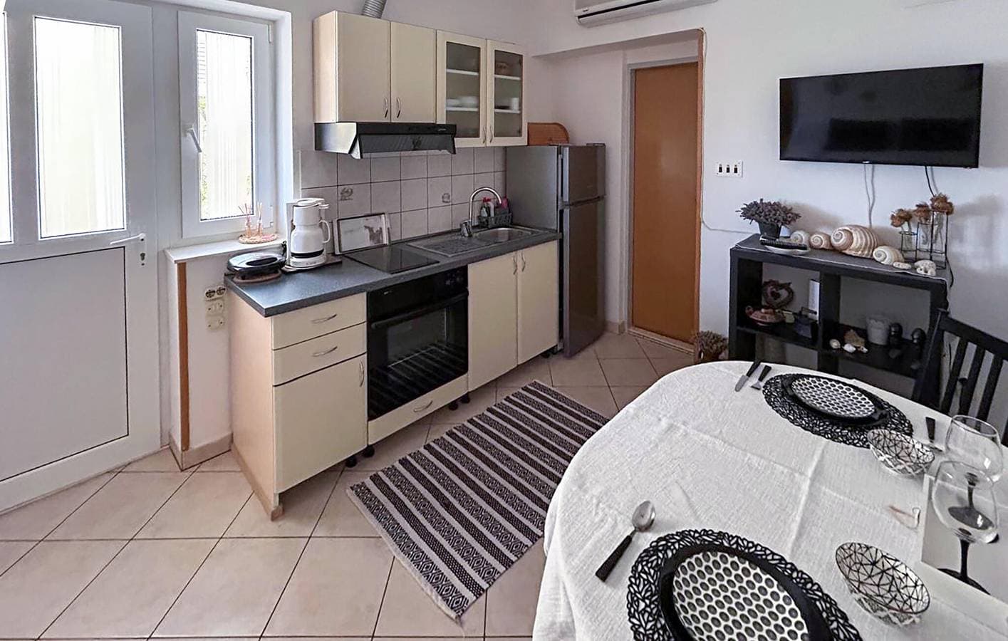 Foto 5 von 18: Gemütliche Ferienwohnung mit Terrasse, WLAN und Parkplatz, 900 m vom Strand entfernt