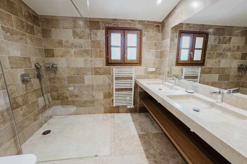 Foto 8 von 26: Ste Lucie De Porto Vecchio neue Bergerie Klimaanlage/beheizter Pool (klassifiziert****)