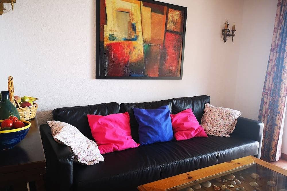 Foto 6 von 22: Ferienwohnung mit Sonnenterrasse und Meeresblick