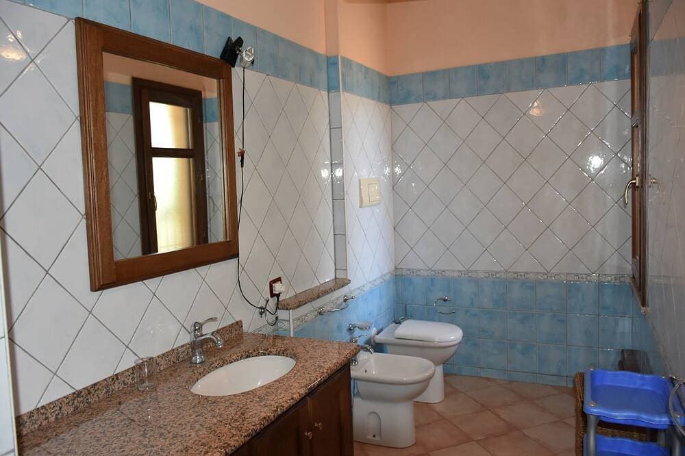 Foto 7 von 16: Ferienwohnung in villa mit Garten bis 5 Minuten vom Sandstrand