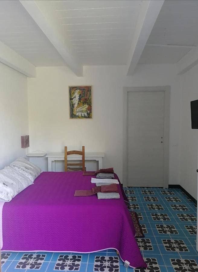 Foto 3 von 4: Double Room with Private Bathroom