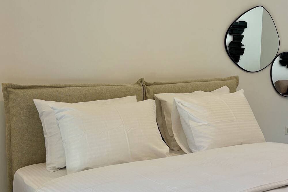 Foto 4 von 12: Agios Nikolaos Open Living Suite – Close Proximity to Almyros Beach