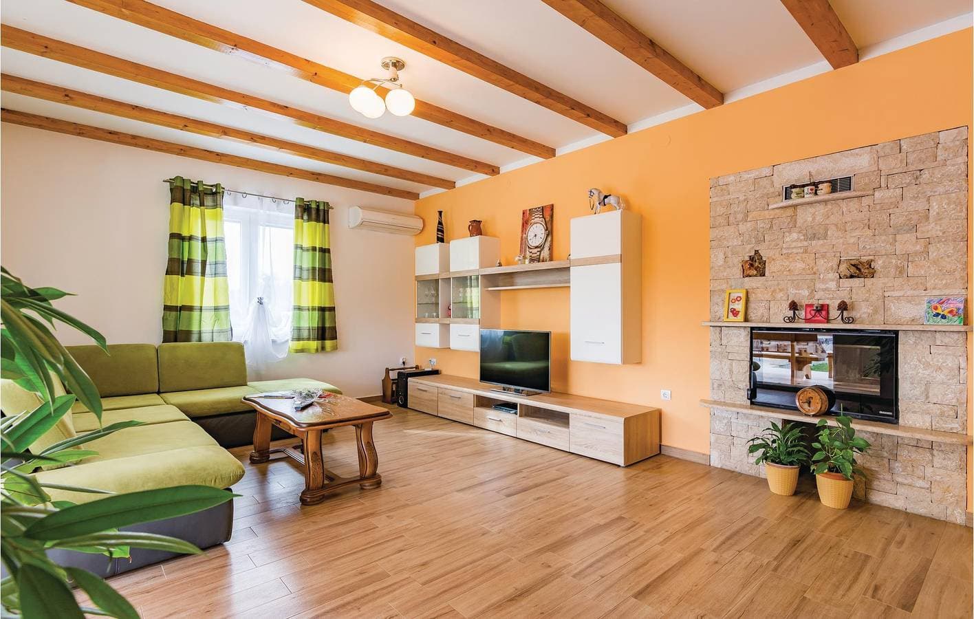 Foto 5 von 29: Geräumige 2-Zimmer-Wohnung mit WLAN, Pool und Terrasse