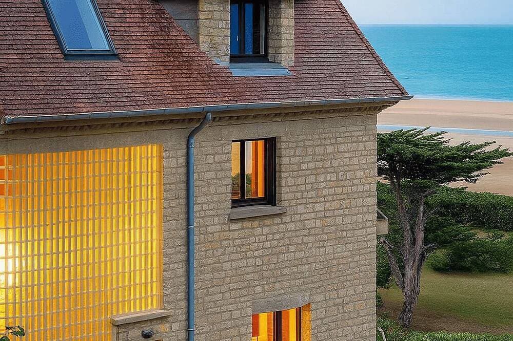 Foto 9 von 30: La Sauvagère, Exceptional Art Deco Villa on Omaha Beach with Direct Beach Access