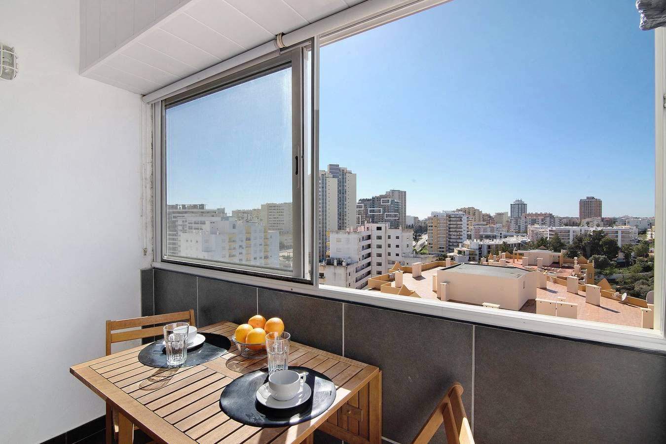Foto 4 von 20: Ferienwohnung 'Apartamento Freire' mit Balkon, WLAN und Klimaanlage