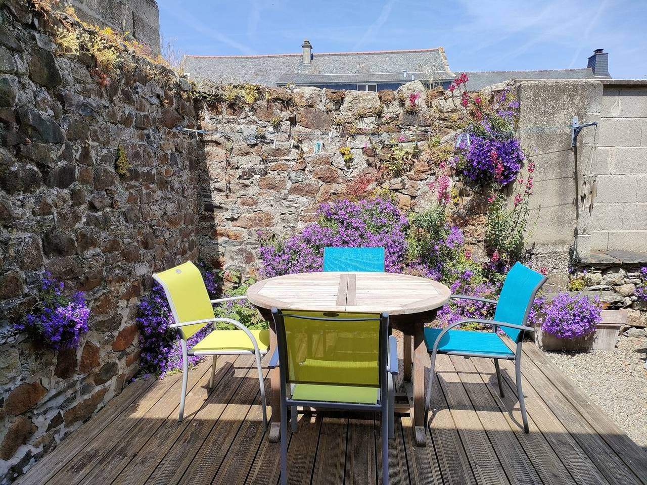 Foto 3 von 16: Charmantes Haus in Le Vivier-sur-Mer mit privater Terrasse