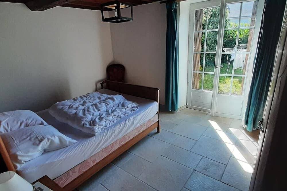 Foto 3 von 15: Ferienhaus 'La Chaumière Du Tank' mit Terrasse, Garten und WLAN