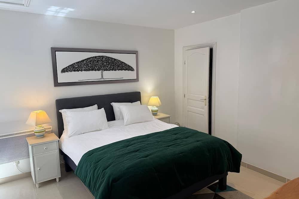Foto 3 von 11: Maison Girasol, Sleeps 4 w/ Pets On Request