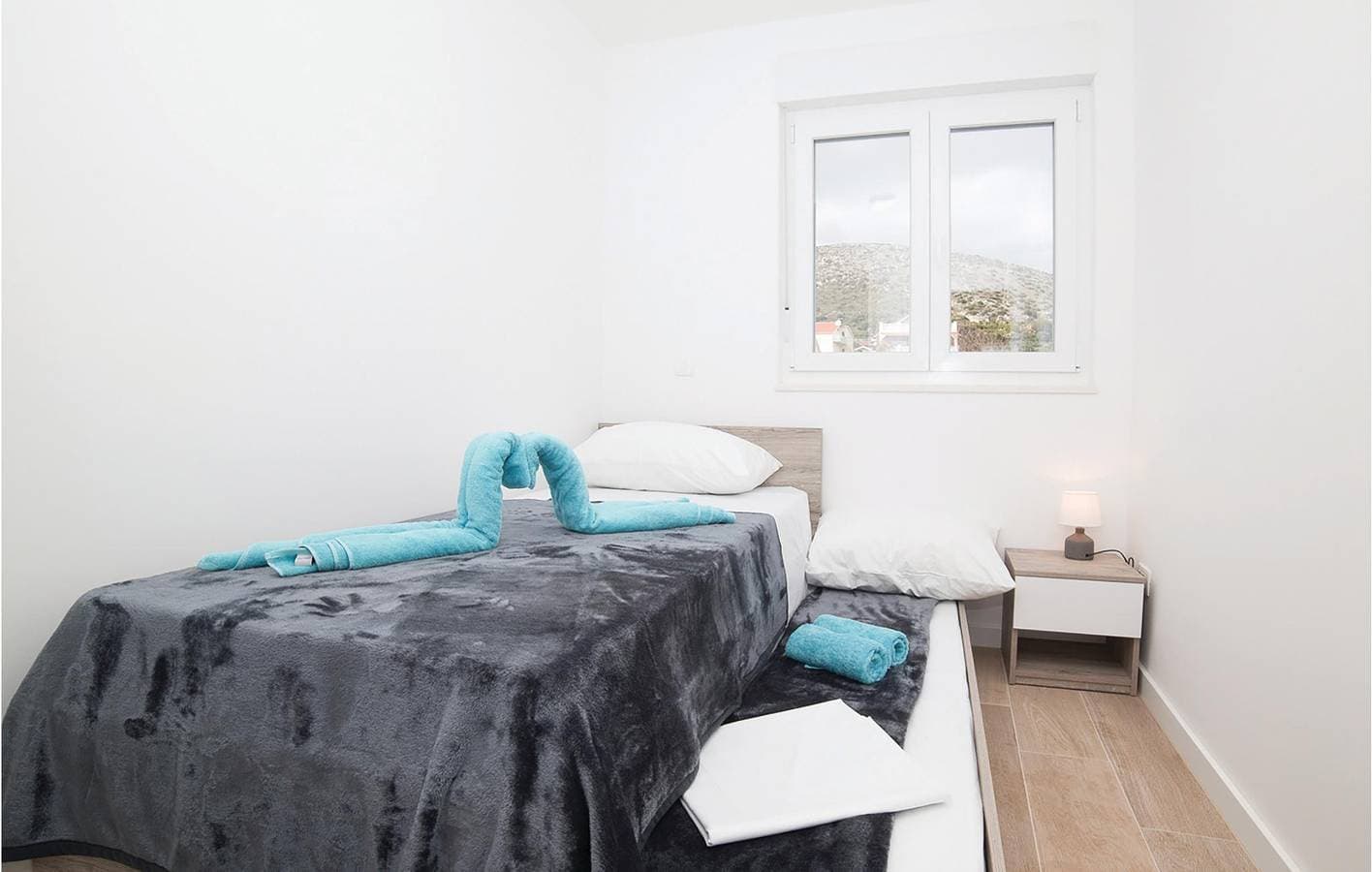 Foto 11 von 17: Gemütliches Apartment mit Meerblick, Terrasse, Parkplatz und WLAN – 2 km vom Strand entfernt