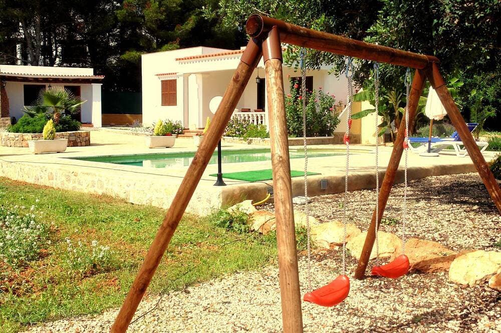 Foto 13 von 28: Haus mit Pool 200 Meter vom Strand entfernt