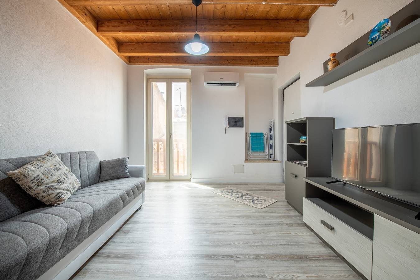 Foto 3 von 25: Ferienhaus 'Mary' mit Balkon und Klimaanlage