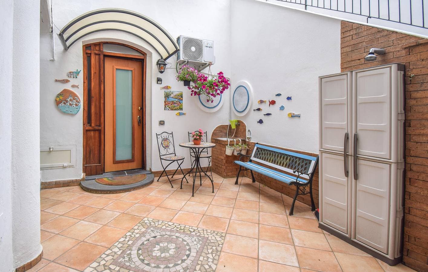 Gemütliche Strandwohnung mit WiFi & AC 2km von Spiaggia della Carrubina 1