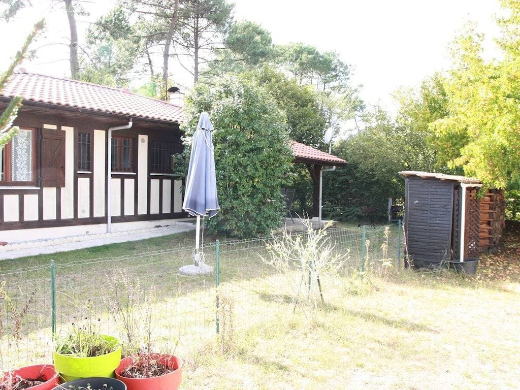 Foto 3 von 20: Ferienhaus in Bias mit Schwimmbecken