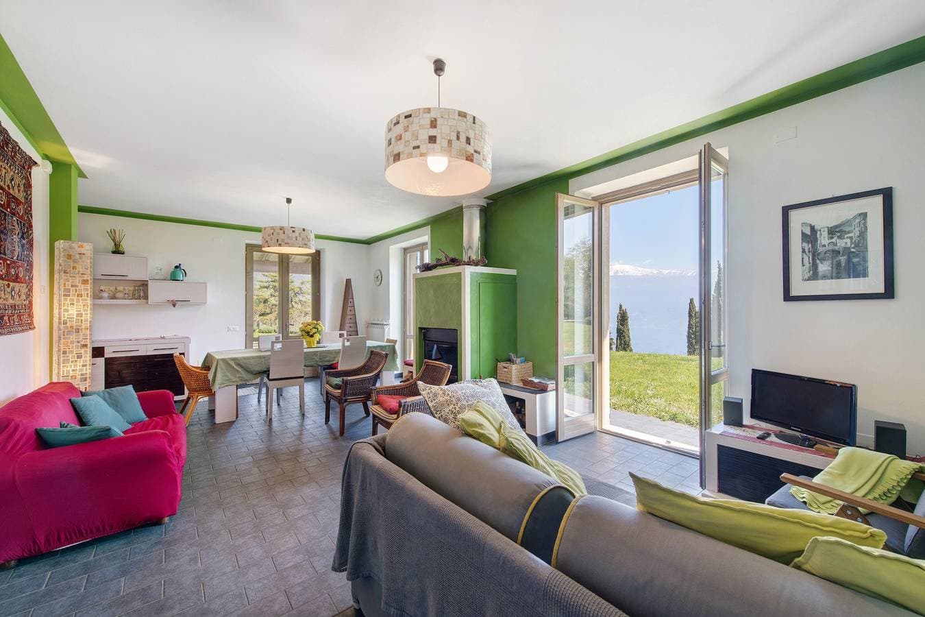 Foto 6 von 42: Villa „Agriturismo Casa Del Castagneto“ mit Seeblick, privater Terrasse & WLAN