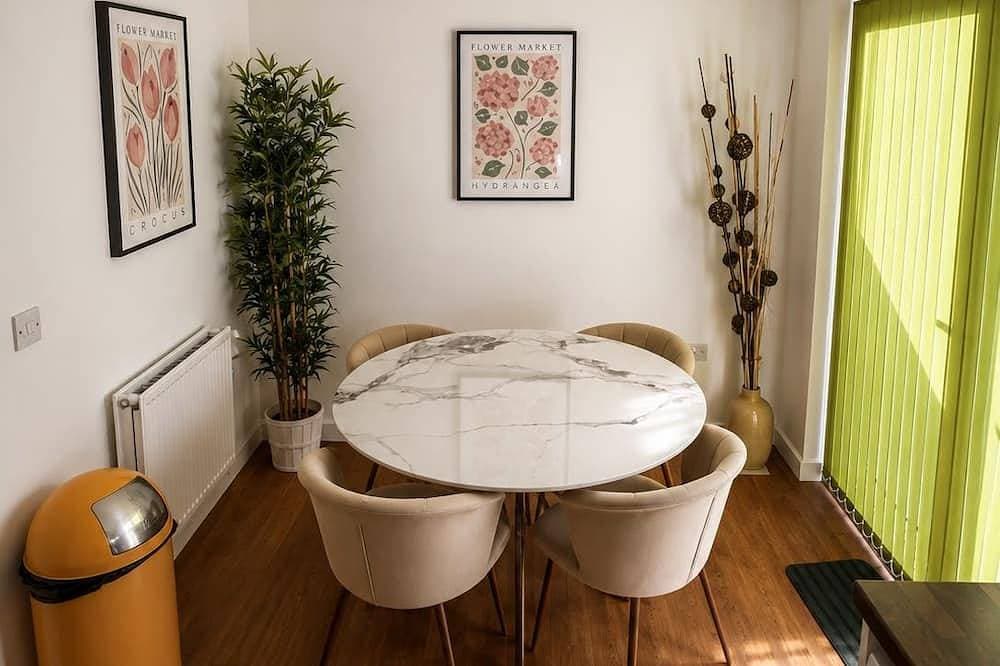 Foto 11 von 13: Extraordinary Tranquil Rochester perfect for Contractors | Free Parking X 2