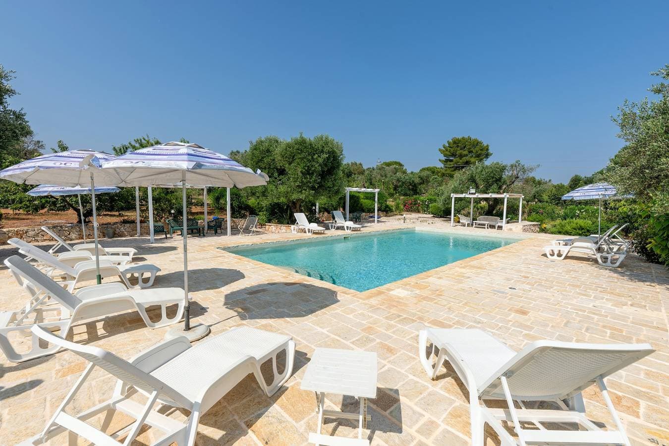Foto 11 von 35: Ferienwohnung 'Margherita' mit Gemeinschaftspool, Wi-Fi und Klimaanlage
