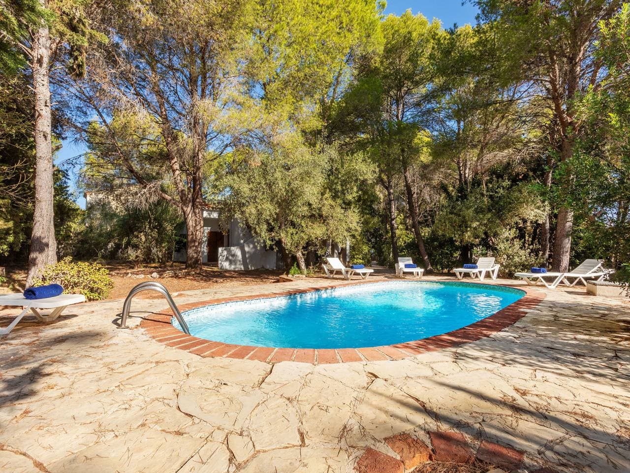Las Tres Calas 7 km von Miami Platja: Grosse, komfortable Villa Pinos 1