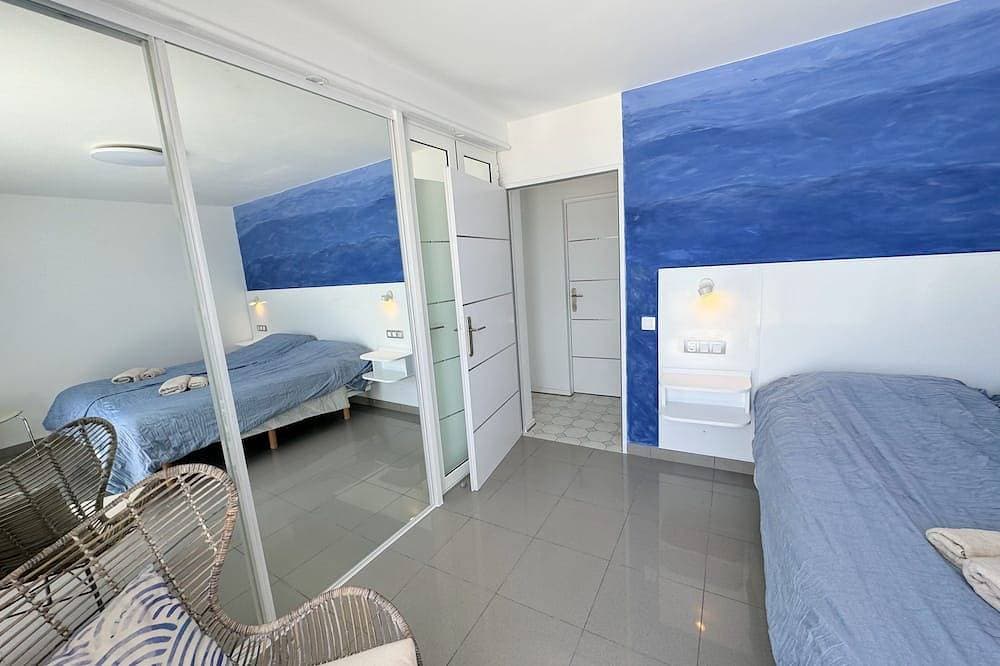 Foto 3 von 24: 2-Zimmer-Apartment, 50 Meter zum Strand, Panorama-Meerblick