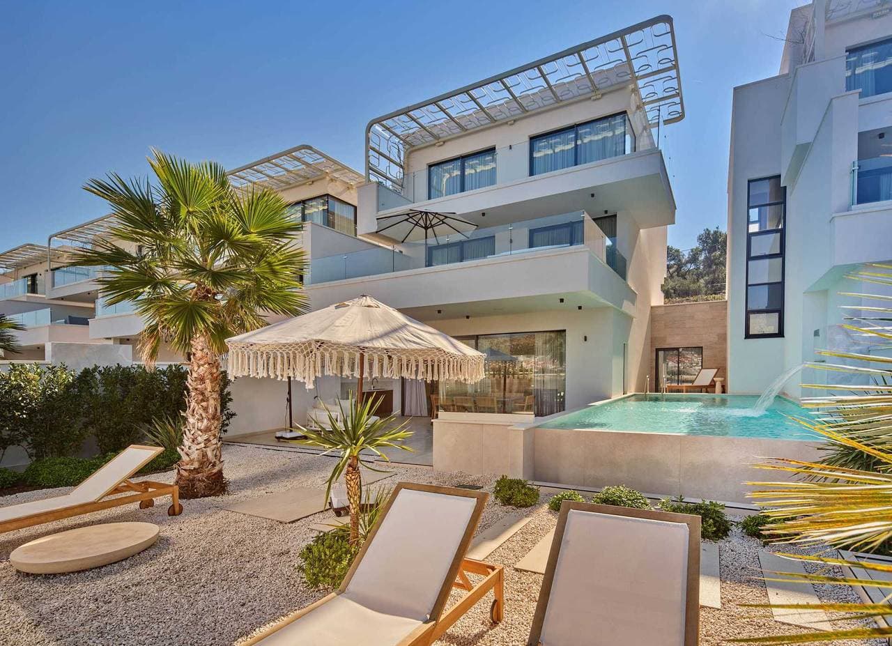 Foto 9 von 98: Luxusvilla Lunea mit Pool III