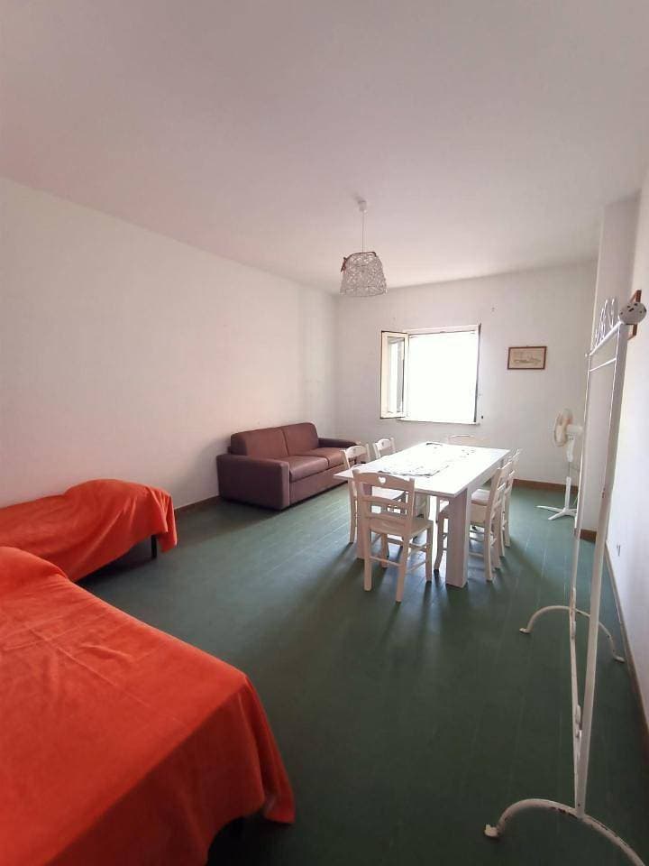 Foto 11 von 14: Two-Bedroom Apartment