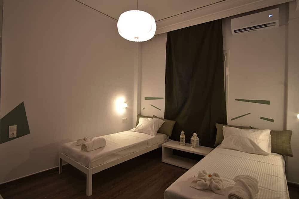 Foto 3 von 7: Chersonissos Central Apartment