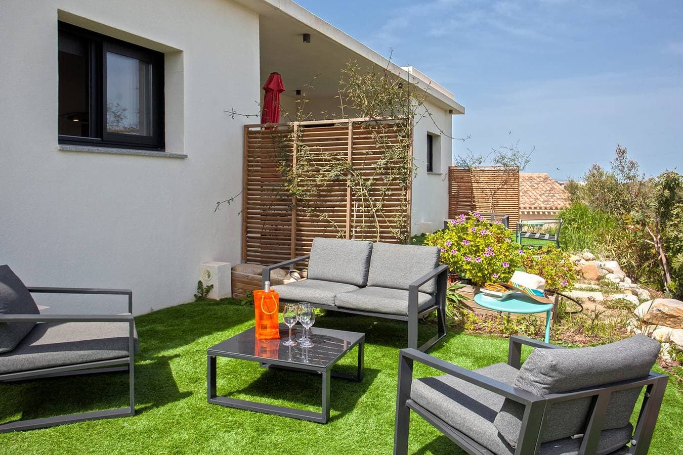 Foto 13 von 45: Ferienwohnung für 6 Personen mit Terrasse