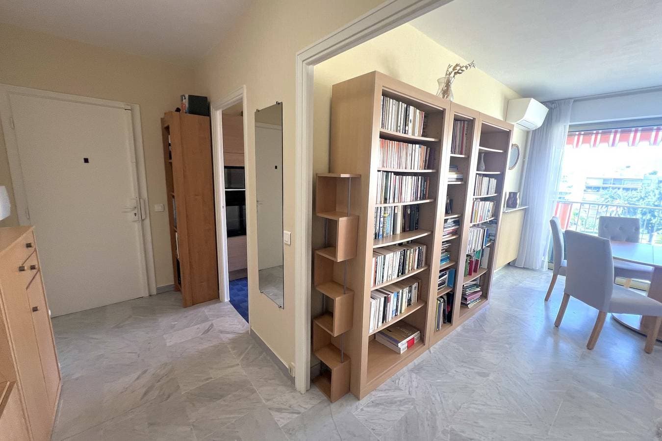 Foto 10 von 20: Ferienwohnung für 4 Personen mit Terrasse