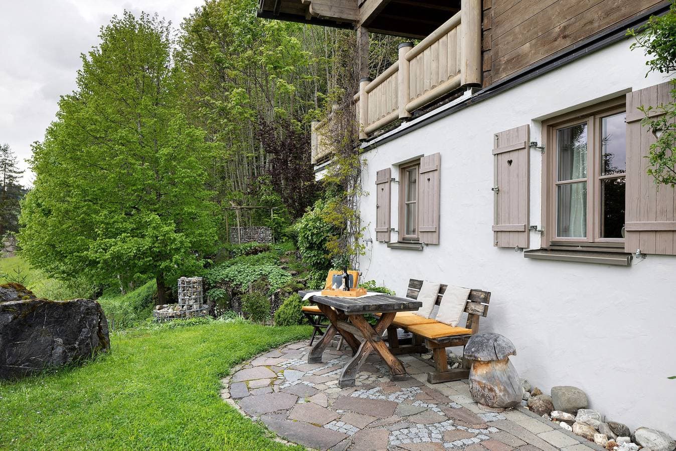 Foto 2 von 25: Ferienwohnung 'Verdandi' mit Bergblick, privater Terrasse und Wi-Fi
