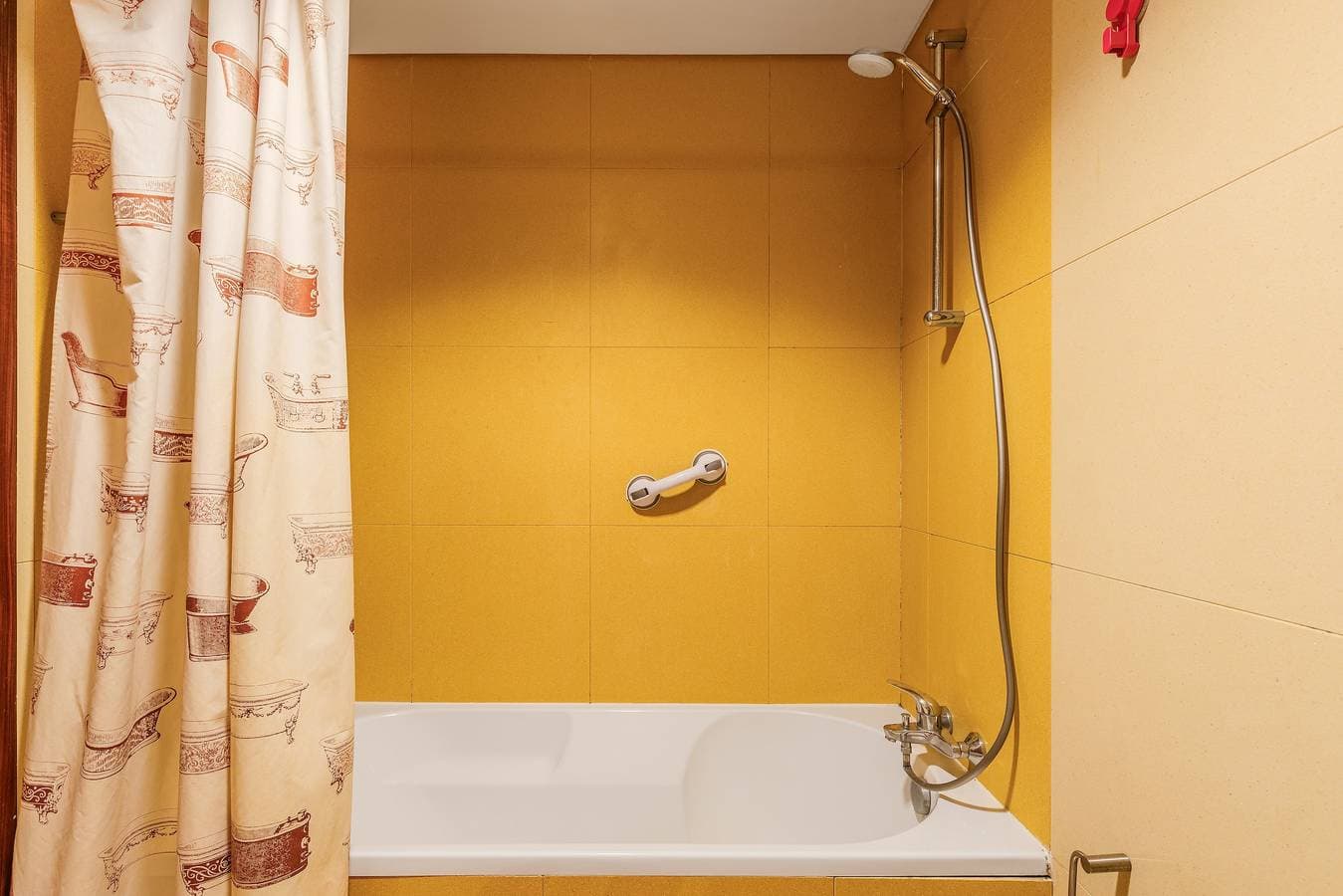 Foto 12 von 25: Ferienwohnung 'Tróia Dreams' mit privater Terrasse, Gemeinschaftsgarten und Klimaanlage
