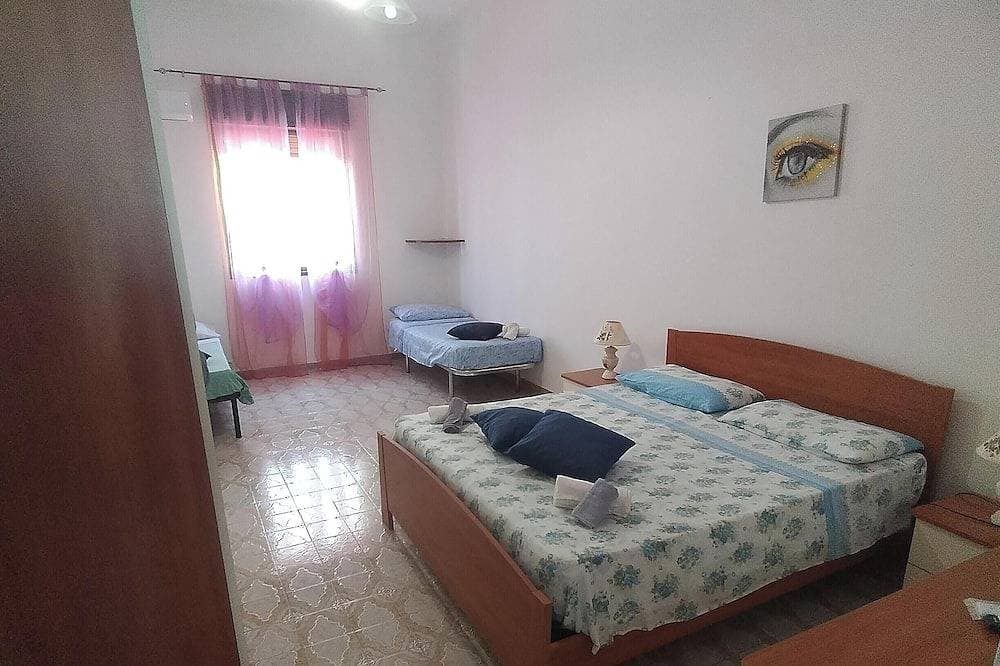 Casa Margherita, apt. Just a 10-minute walk from the beach 1