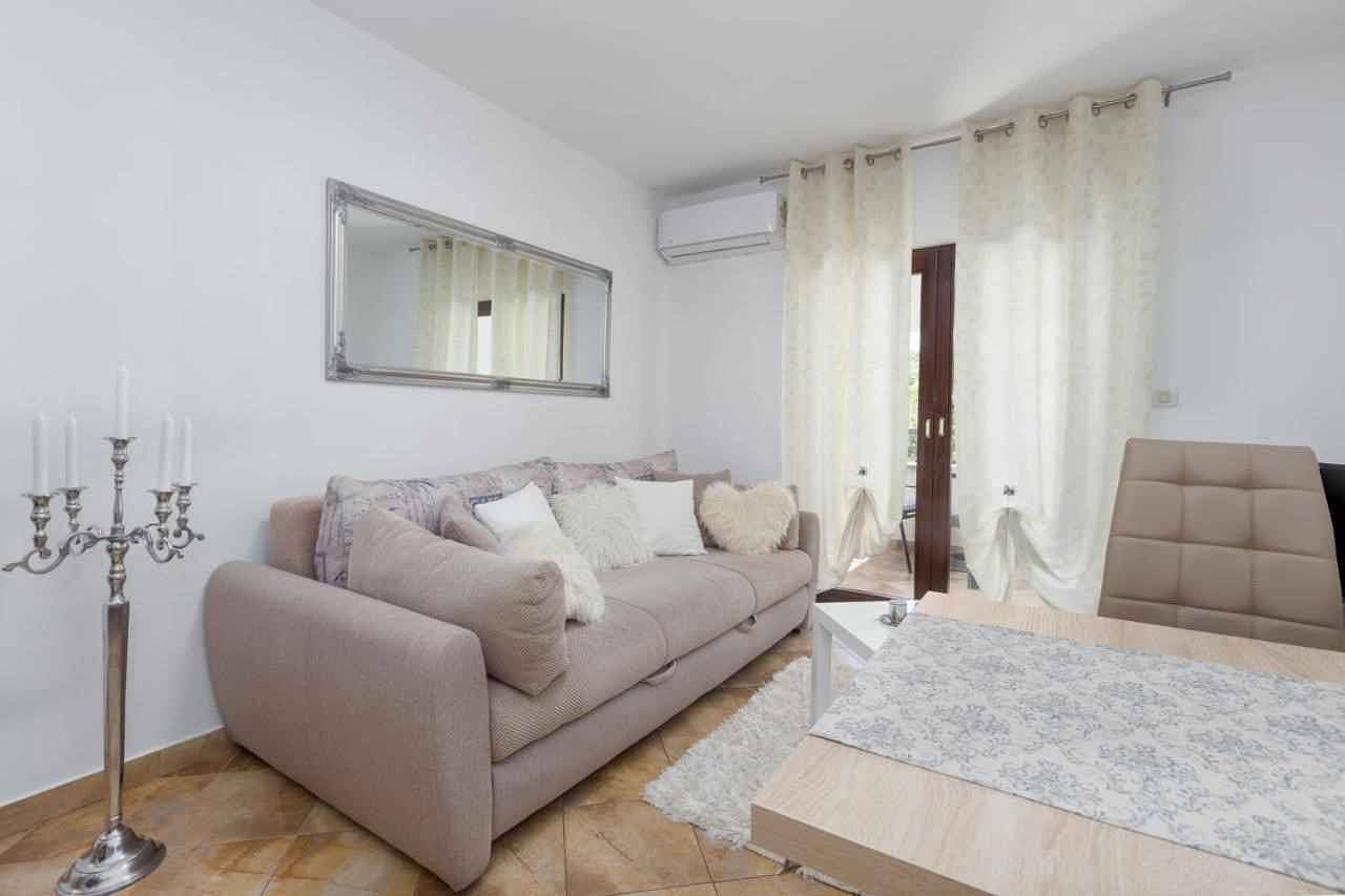 Foto 2 von 26: Ferienwohnung mit Klimaanlage und Terrasse