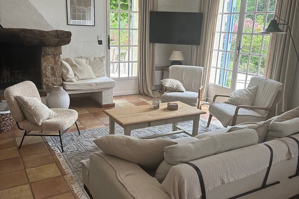 Foto 2 von 30: French Riviera, charming and romantic villa southfacing with a scenery view