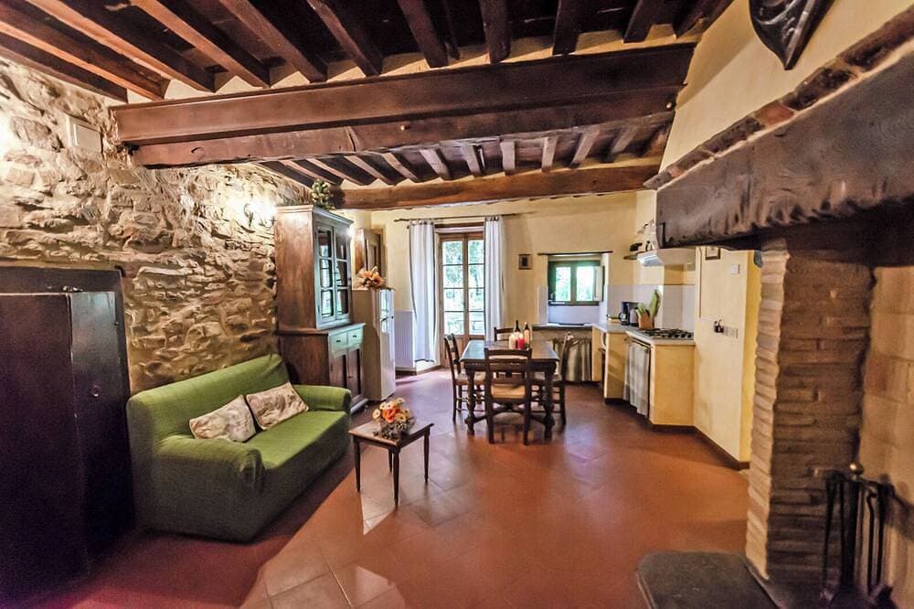 La Rocca - Farmhouse La Fattoria 1