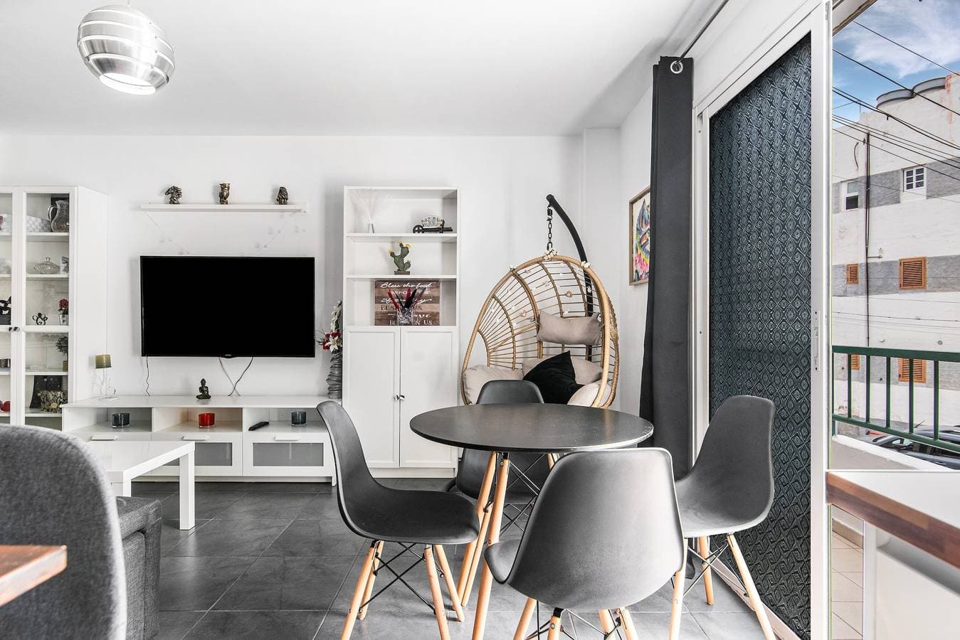 Foto 5 von 29: Ferienhaus 'Bright' mit Bergblick, Balkon und WLAN