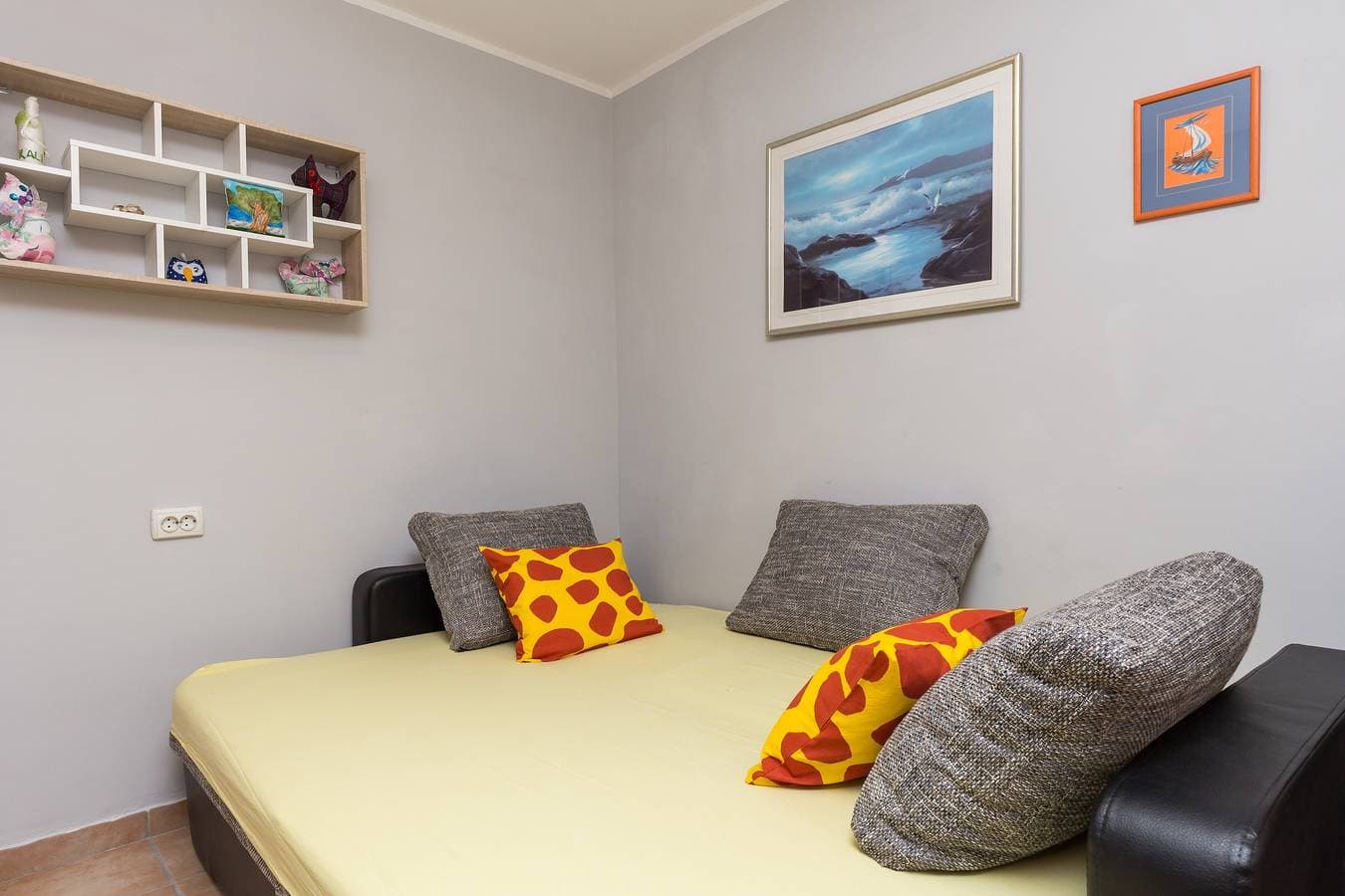 Foto 8 von 50: Apartment Lolo - Two Bedroom Apartment with Loggia and Street View