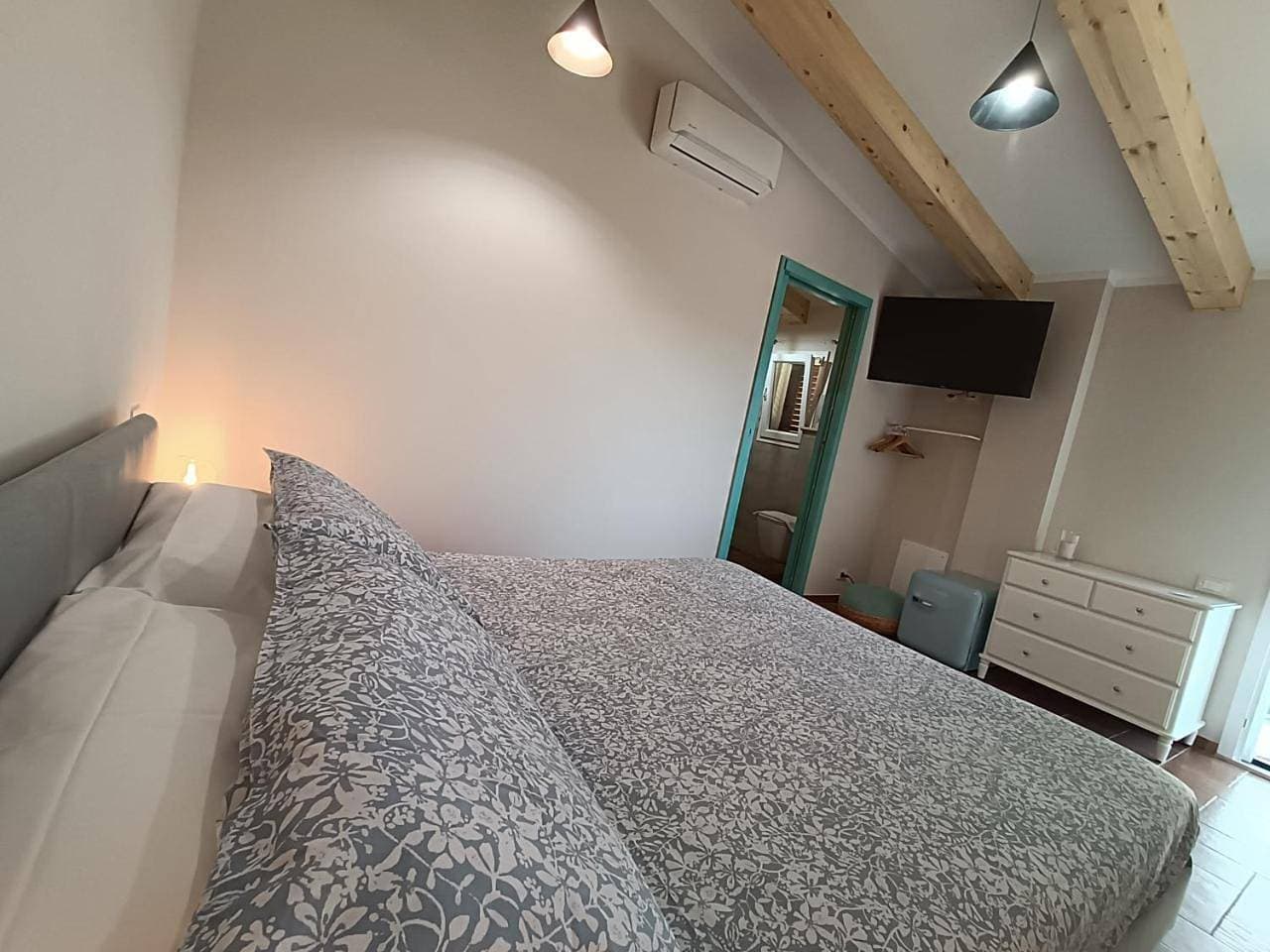 Foto 11 von 14: Double Room with Private Bathroom
