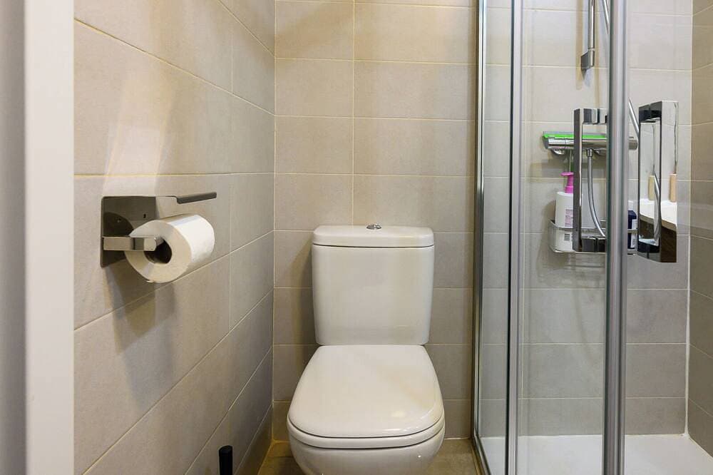 Foto 13 von 30: Apartamento Cervantino - Alcalá de Henares