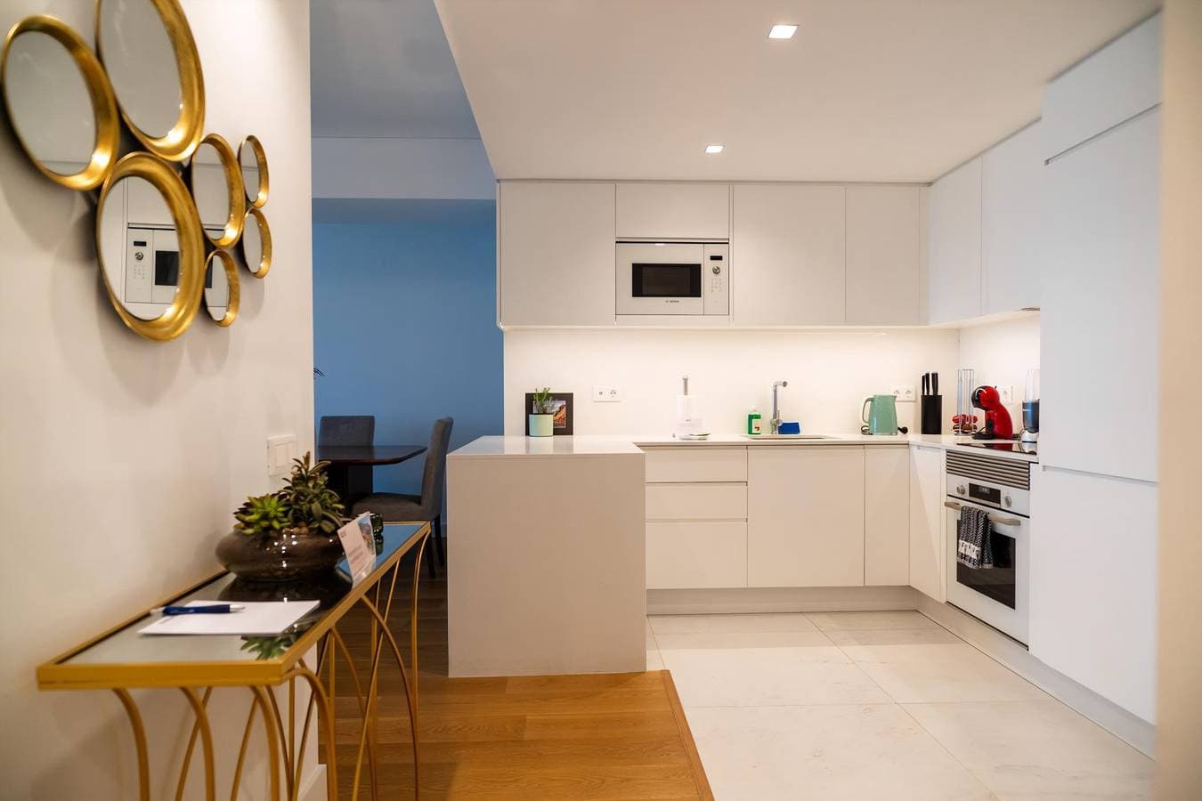 Foto 4 von 57: Ferienwohnung für 4 Personen mit Pool