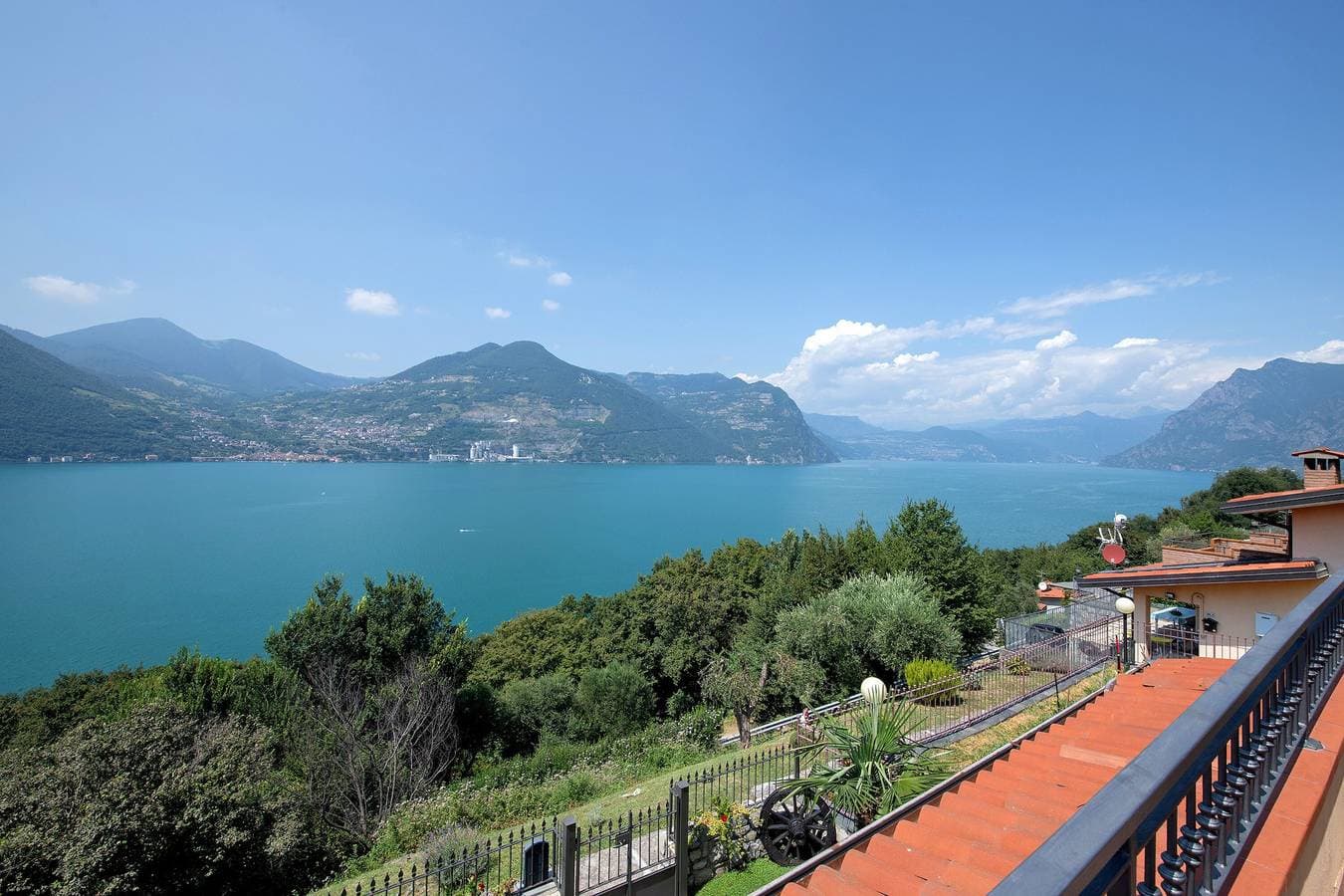 Foto 8 von 33: Ferienwohnung "Bella Isola" mit Seeblick, privater Terrasse und WLAN