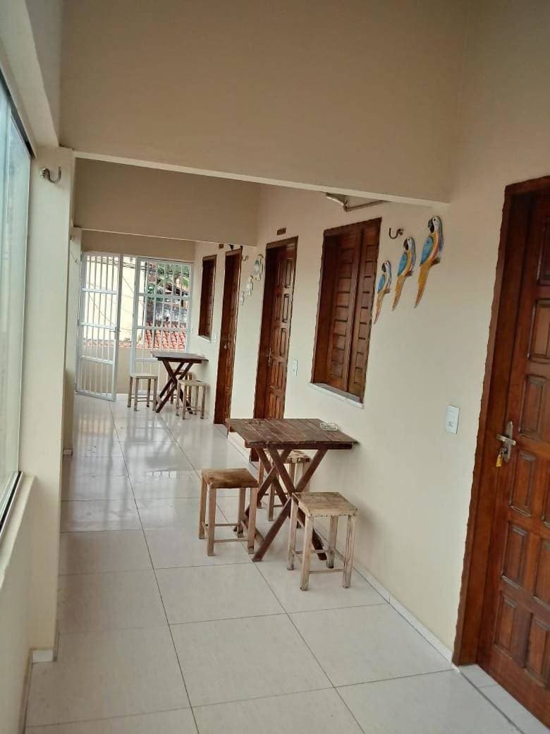 Suítes Canaã 1