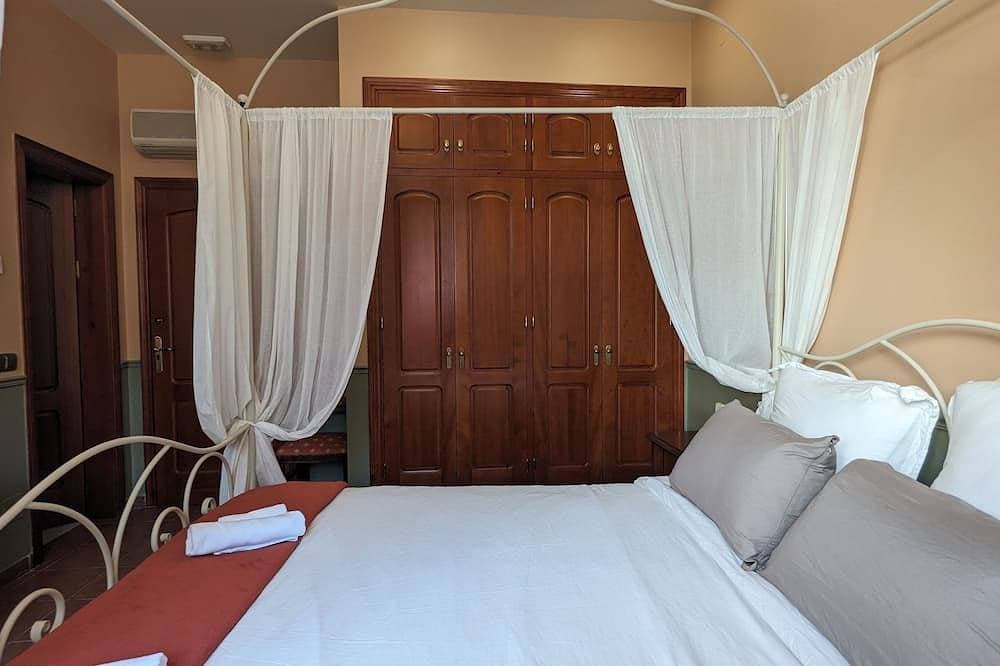 Foto 5 von 22: Central Location! Lovely Room with Free Wi-Fi