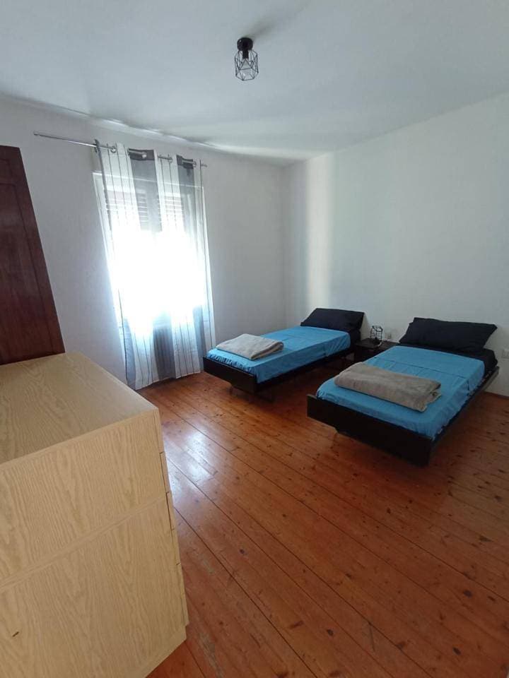 Foto 9 von 14: Three-Bedroom Apartment