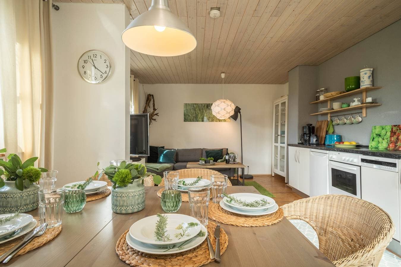 Foto 11 von 29: Ferienhaus 'Landlust-Karsee' mit Bergblick, privater Terrasse und WLAN