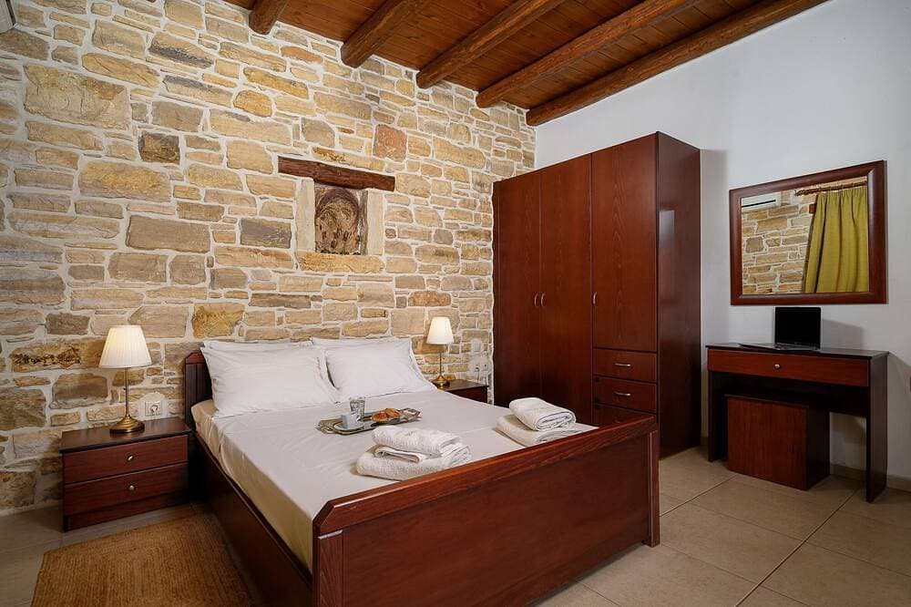 Foto 5 von 30: Villa Eftichia