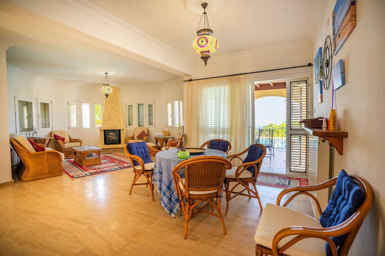 Foto 13 von 23: Villa mit 4 Schlafzimmern und herrlicher Aussicht