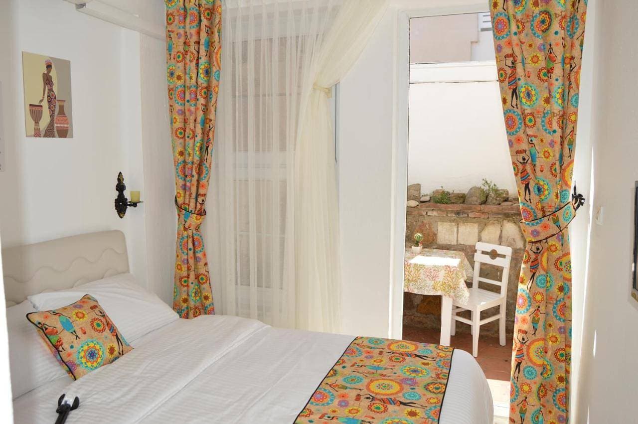Foto 6 von 13: Double Room with Garden View