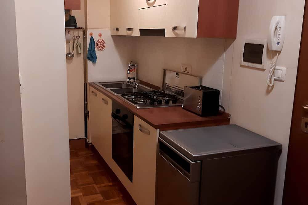 Foto 7 von 9: Casa Matilde in lakefront residence, Peschiera del Garda